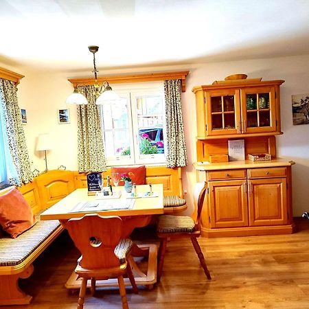 Ferienwohnung Grundlsee, Willkommen In Mami'S Ferienwohnung Экстерьер фото